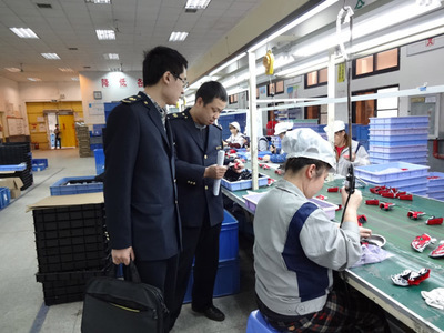 罗源县质监局开展儿童用品质量安全专项检查与消防设备排查